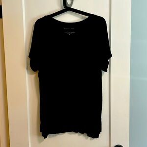 Black silky tshirt